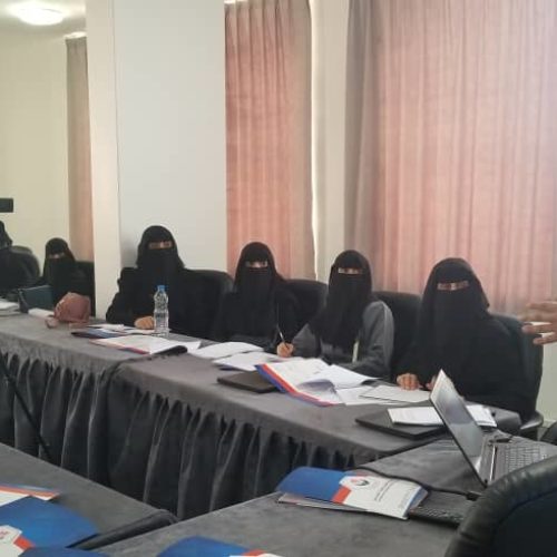 تقيم المؤسسة العلمية لرعاية المبدعين دورة تدريبية في مجال الصناعات الغذائية