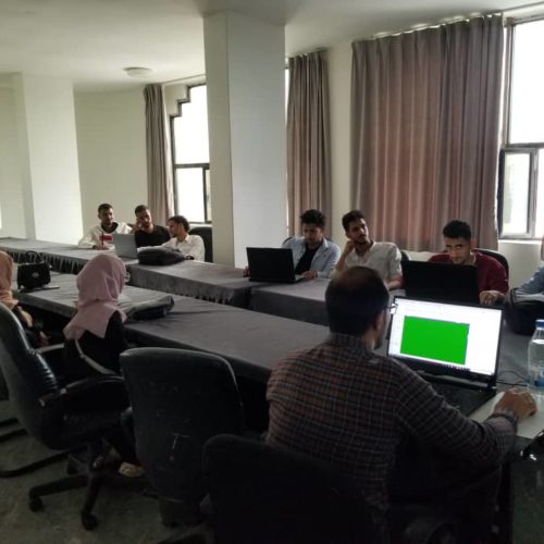 المؤسسة العلمية لرعاية المبدعين SFIC ومنصة اليمن للتكنولوجيا تقيمان الدورة التدريبية Revit