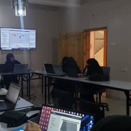 تواصل المؤسسة العلمية لرعاية المبدعين – قطاع المرأة تقديم عدد من الدورات التدريبية التخصصية