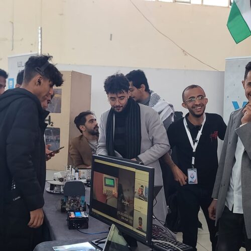 صور من مشاركة المؤسسة العلمية لرعاية المبدعين بمعرض سايتكس SITEX