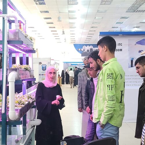 صور من مشاركة المؤسسة العلمية لرعاية المبدعين بمعرض سايتكس SITEX